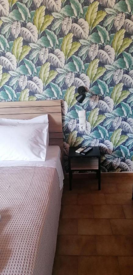 Stalis Drops Bed & Breakfast Luaran gambar