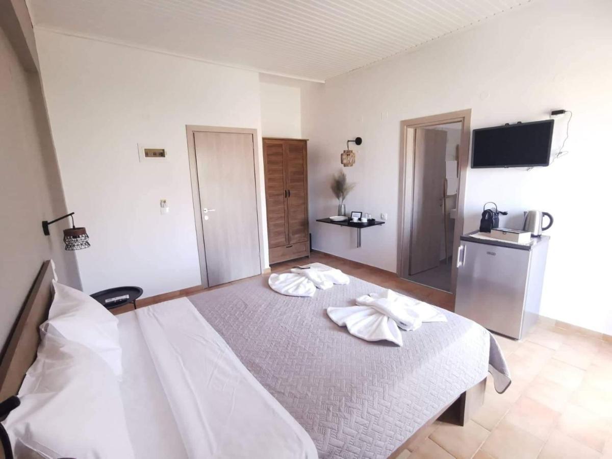 Stalis Drops Bed & Breakfast Luaran gambar