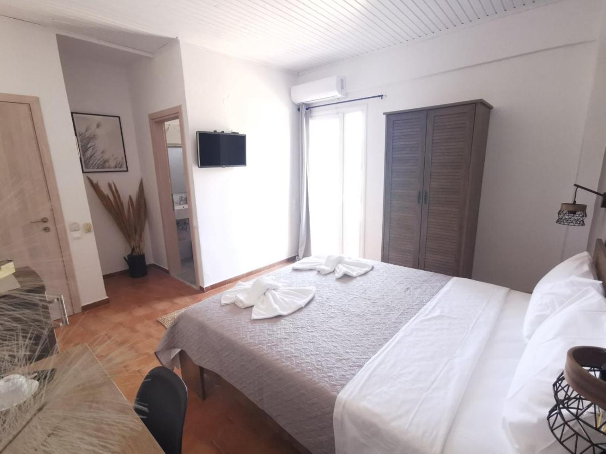 Stalis Drops Bed & Breakfast Luaran gambar